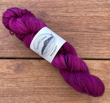 Load image into Gallery viewer, Cormorant 4ply