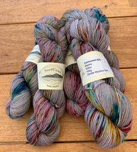 Load image into Gallery viewer, Cormorant 4ply