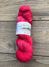 Load image into Gallery viewer, Cormorant 4ply