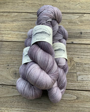 Load image into Gallery viewer, Cormorant 4ply