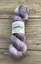 Load image into Gallery viewer, Cormorant 4ply