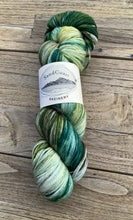 Load image into Gallery viewer, Cormorant 4ply